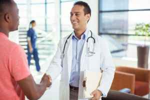 大量魁省专科医生被揭在工作计费时作假