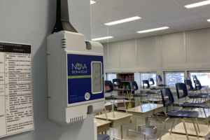 魁省称为学校配备的二氧化碳检测器已全部安装到位