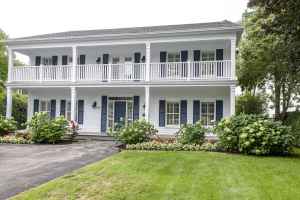 已故冰球巨星Guy Lafleur豪宅挂牌出售引来围观