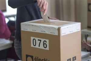 13名魁省大选候选人曾因危险驾驶被判罚