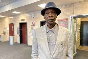 蒙特利尔黑人老人遭警察无故拦停 五次出庭抗辩