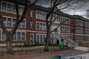 蒙特利尔学校服务中心因学生校园事故掉牙赔偿1.2万