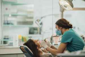 LAVAL出现一家为低收入者服务的社区牙科诊所