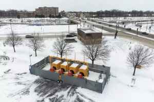 蒙特利尔前市长承诺的电缆埋地工程至今未完成