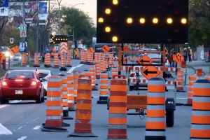 魁省将及时清理没有使用的橙色路障