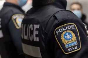 两名蒙特利尔前警官因泄露前市长罚单信息受制裁