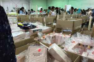 雅诗兰黛和 Mac 仓库特卖