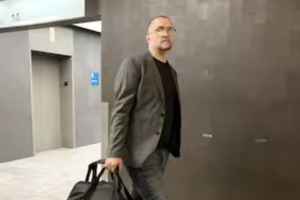 盗用6万名教师身份的黑客被判入狱两年