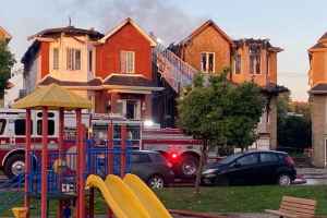 蒙特利尔大火 4个家庭无家可归