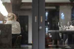 越来越多的魁北克餐馆老板无力偿还新冠债务