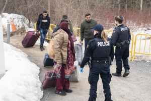 跨越魁省边境寻求庇护者的漫长旅程