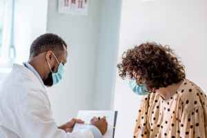 魁北克家庭医生许可证制度造成医生流失