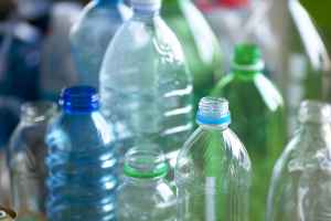 魁北克的可回饮料收罐在美国回收