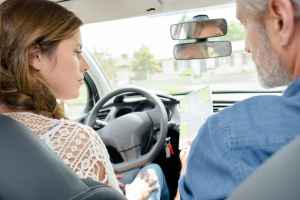 魁省驾照路试通过率超七成，有人连考24次才通过