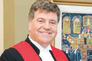 魁北克法官长期带薪休假共拿到130万元薪资