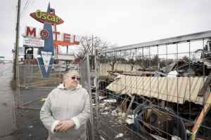 南岸Oscard汽车旅馆从地标变成废墟