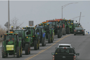 生存危机 魁省农民再次驾驶拖拉机上街示威
