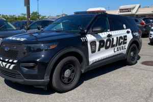 LAVAL警方高价购买电动车引争议