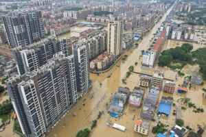 广东暴雨洪灾至少4人死亡 10人失踪