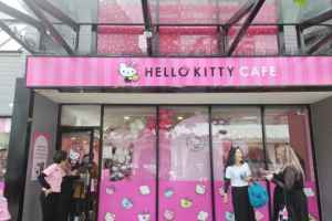 加拿大首家Hello Kitty咖啡店温哥华正式开幕-加国新闻-蒙城华人网-蒙特利尔第一中文网-www.sinoquebec.com