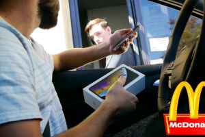 开车时用手机点单有可能收到罚单