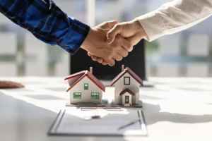 不诚实的房地产经纪人被判罚5万元