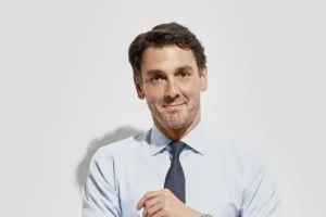 蒙特利尔港务局前总裁滥用公款的奢侈生活