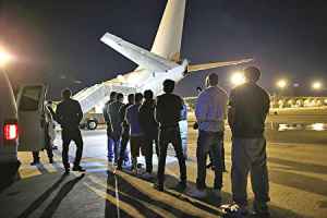 将在美国受拘禁的加拿大人遣返不容易