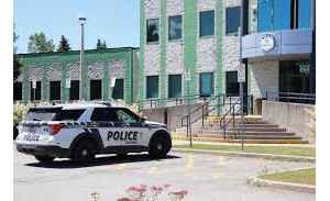 魁省Gatineau市警方要求市民举报非魁北克车牌的邻居