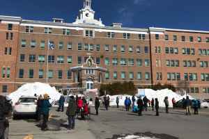 私立专科学院获得魁北克接收证书申请配额比大学有优势