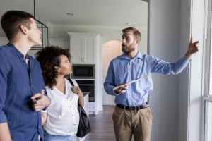 找到优秀地产经纪人的八条建议