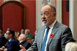 魁省医生薪酬法案：是福是祸？