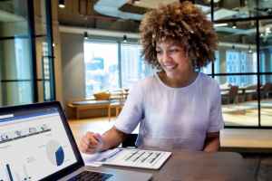 魁省医疗系统薪资系统大乱