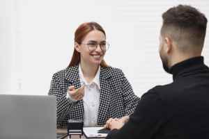 警惕 有人打着“移民顾问”的旗号行骗