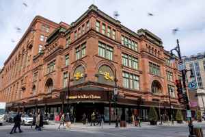 蒙特利尔市中心的地标建筑La Baie大楼将何去何从？