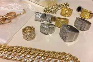 Laval警方提醒 当心“分散注意力的盗窃”浪潮