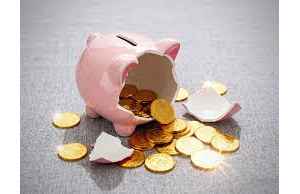 让魁省纳税人损失惨重的12个政府资助项目