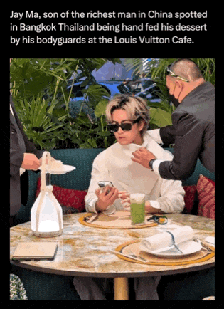 “中国首富之子”大闹国外LV咖啡店 网友们纷纷点赞