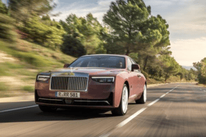 魁省2027年起将豪华车标价提高到6.25万元以上