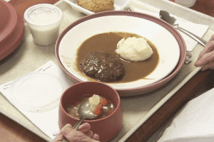 魁省医院餐盘五年暴涨六成